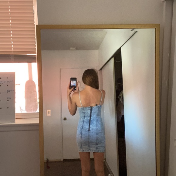 body con denim dress - Picture 2 of 3